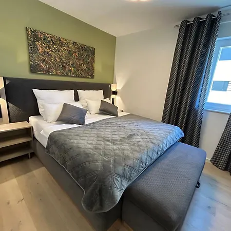 Katy Apartment *